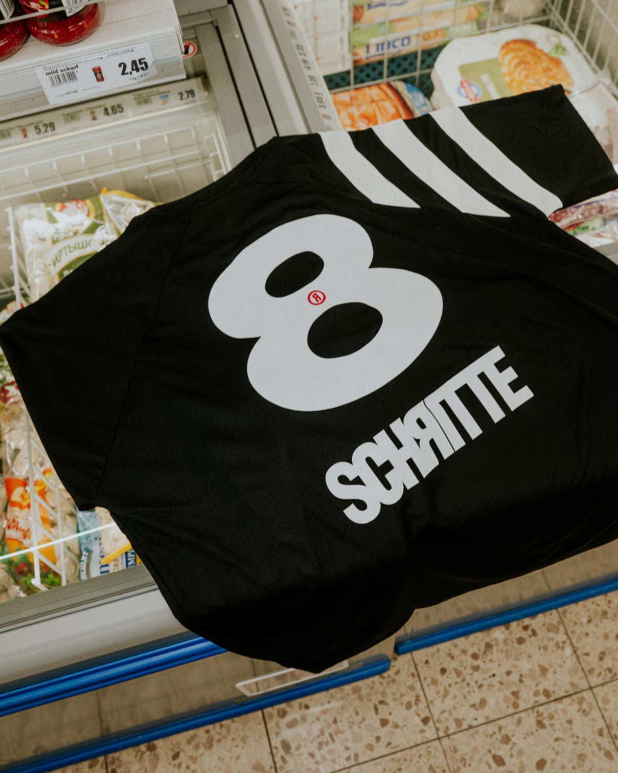 8 Schritte Trikot
